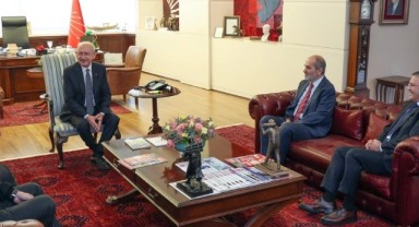 Kılıçdaroğlu, Sol Parti üyeleriyle bir araya geldi