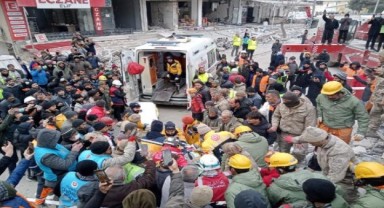 Minik Miray, 108’inci saatte enkazdan kurtarıldı