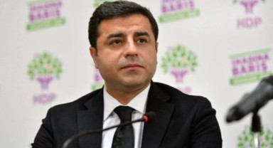 ''Tek adam rezaletini aşarak kardeşini kurtarmaya çalışıyor''