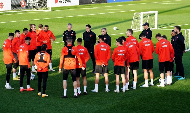 A Milli Futbol Takımı'nın Avrupa Şampiyonası elemeleri macerası başlıyor