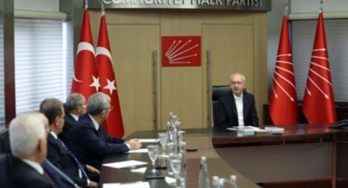 CHP'li başkanlar , Genel Başkan Kılıçdaroğlu'yla görüşüyor