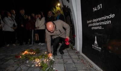 Depremde yitirilen canlar için İzmir'den