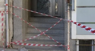 İstanbul’da inşaat çalışması sırasında toprak kaydı… 4 katlı bina tahliye edildi