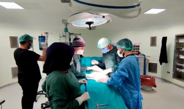 İzmir'deki tıp merkezine,mide botoksu soruşturması