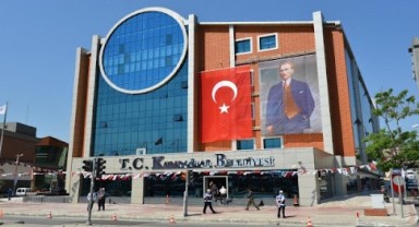 Karabağlar Belediyesi önünde eylem!