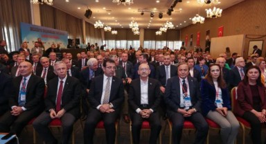 Kılıçdaroğlu anket sonuçlarından bahsetti, belediye başkanlarını uyardı