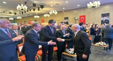 Kılıçdaroğlu büyükşehir belediye başkanlarıyla toplandı!