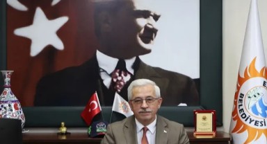 Son dakika... Erdek Belediye Başkanı, bıçaklı saldırıda yaralandı