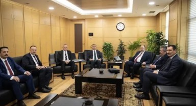 YSK’ya Erdoğan dilekçesi: Üçüncü kez aday olamaz, geçersiz sayın