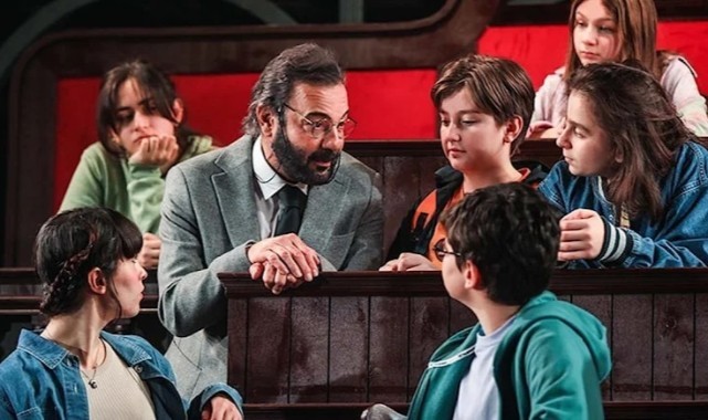 1923 müzikali seyirciyle buluştu