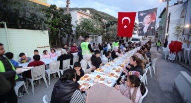 Başkan Sandal, depremzedelerle iftarda buluştu!