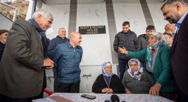 Başkan Soyer'e Kiraz'ın Dokuzlar köyünde yoğun ilgi!