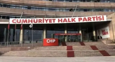 CHP'de Milletvekili Listesi Mesaisi: CHP Parti Meclisi Toplantısı 00.00'a ertelendi!