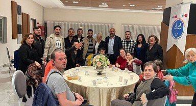 CHP Karabağlar, engelli yurttaşlarla iftarda buluştu
