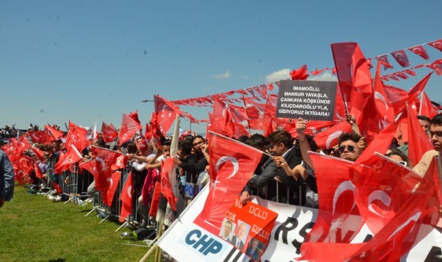 Gündoğdu'da heyecanlı bekleyiş: Kılıçdaroğlu İzmir'de!