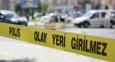 İşe gitmeyen oğlunu öldürdü!