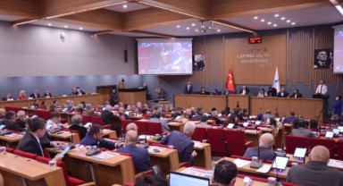 İzmir Büyükşehir Belediyesi ihtisas komisyonu belirlendi!
