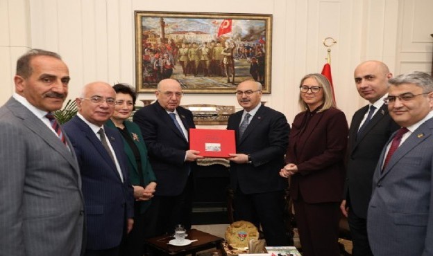 İzmir'de Azerbaycan zirvesi: Hedef 5 milyarlık dolarlık ihracat!