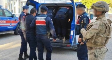 İzmir ve Manisa'da eş zamanlı baskınlar!