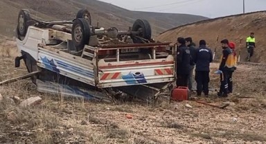Kamyonetin devrilmesi sonucu sürücü hayatını kaybetti!