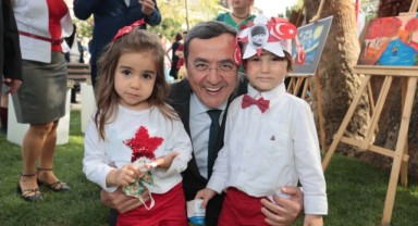Konak’ın parklarında 23 Nisan coşkusu!