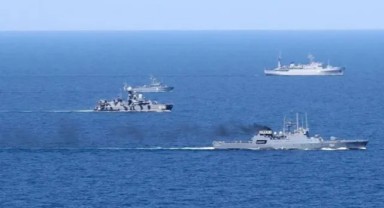 Rus Pasifik Filosu'ndan Japon Denizi'nde tatbikat!