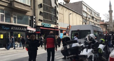 Şişli'de hareketli dakikalar! Babasını vurup çatıya çıktı...