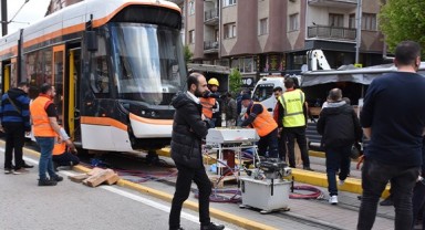 Tramvayın çarptığı kadın hayatını kaybetti!