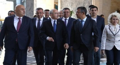 Vekillerin yarısı gitti, Kılıçdaroğlu o mesajı verdi!
