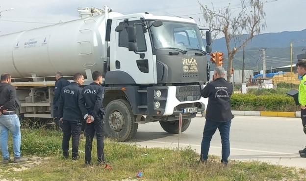 Vidanjörle çarpışan motosikletin sürücüsü öldü!