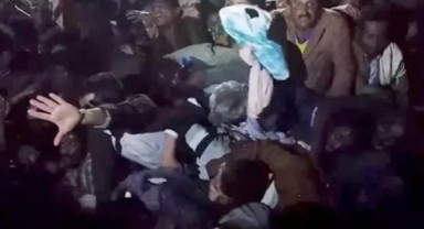 Yardım dağıtımında korkunç olay: Kameralar önünde can verdiler!