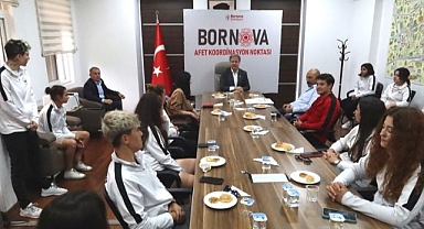 Başkan İduğ, şampiyonları ağırladı