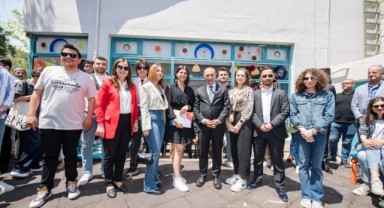 Başkan Soyer Balçova'da gençlerle buluştu