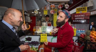 Başkan Soyer Kemeraltı’nda devam eden çalışmaları inceledi