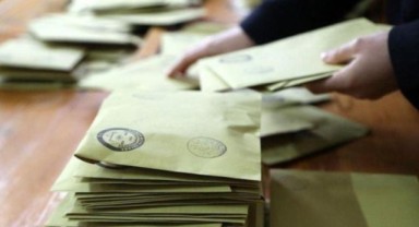 CHP'li Bakan: Zayıf sonuç çıkan sandıklara itiraz ederek sisteme girmesini geciktiriyorlar