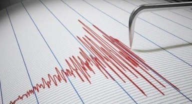 Ege Denizi'nde korkutan deprem!