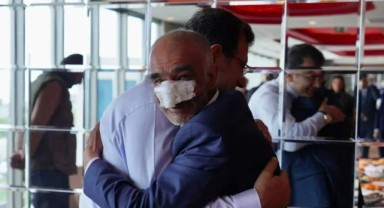 Ekrem İmamoğlu, Erzurum Mitingine saldırıda yaralanan yurttaşlarla görüştü
