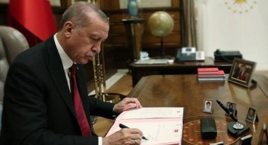 Erdoğan'dan gece yarısı çok sayıda atama ve görevden alma!