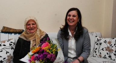 Fatma Çalkaya’dan Annelere ziyaret