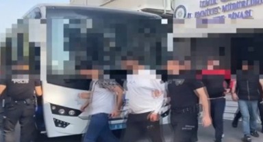 İzmir'de büyük uyuşturucu temizliği: 52 tutuklama!