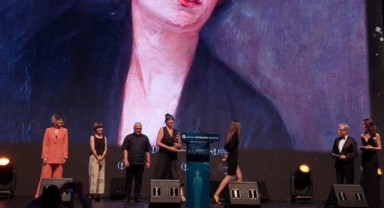 Kim Mihri belgeseli İzmir’de sanatseverlerle buluşuyor!