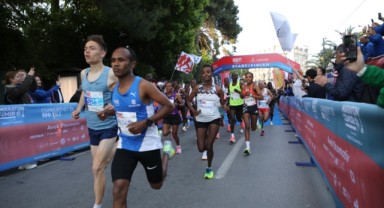 Maraton İzmir 100’üncü yıl onuruna koşuldu!