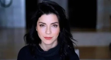 Merve Boluğur imaj değiştirdi