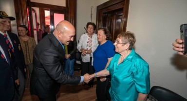 Soyer gazi ve şehit ailelerini ziyaret etti