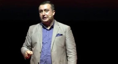 TİP’li Ozan Bingöl: Milletvekili adayı oldum, eşimi görevden aldılar