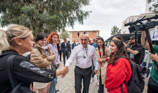 Üniversite öğrencileri için ücretsiz çamaşırhane hizmeti Çiğli’de