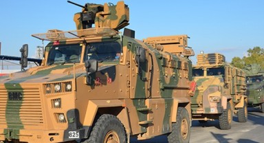 Yaralılar var! Hakkari’de askeri araç devrildi