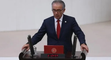 Ahat Andican, İYİ Parti’den istifa etti