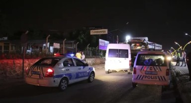 Araçlara çarpıp