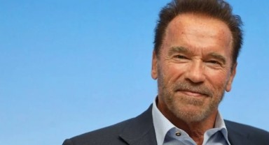 Arnold Schwarzenegger’den bomba itiraf: “Gençken eşcinsel zannedildim”